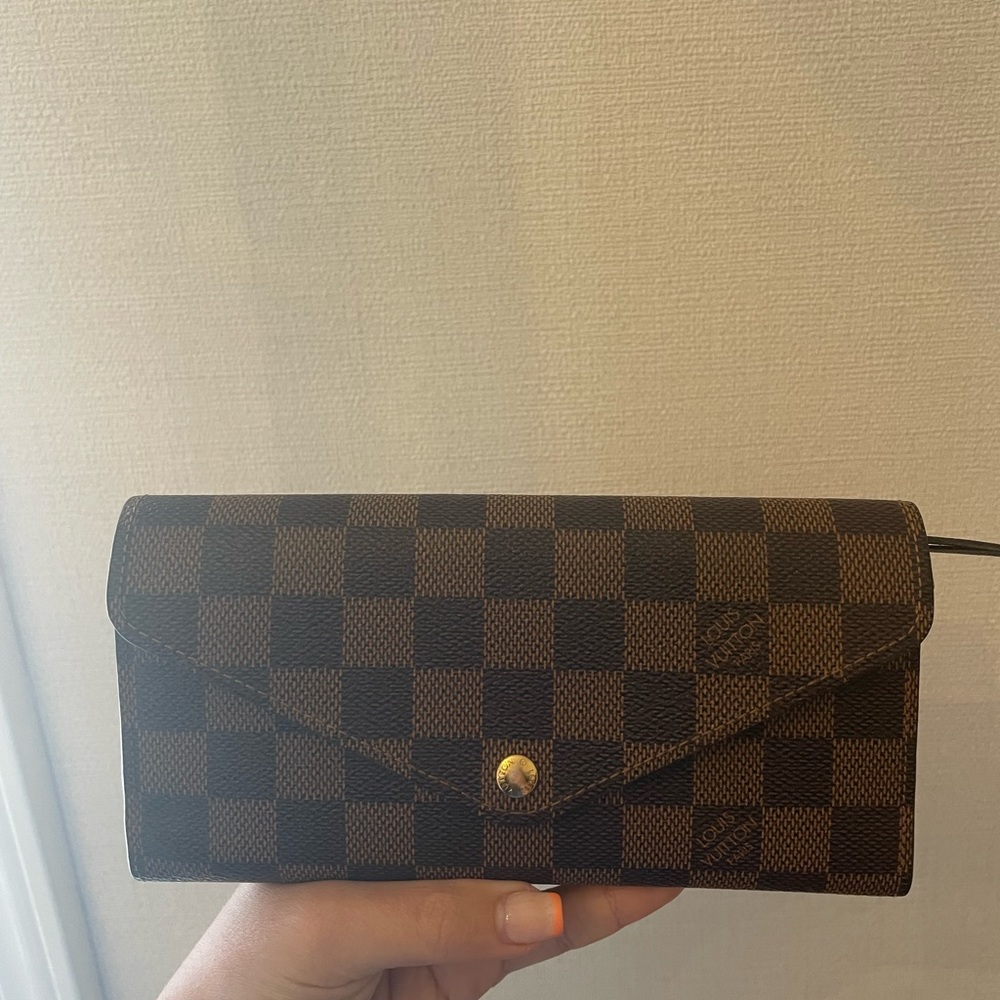 Louis Vuitton Sarah Wallet